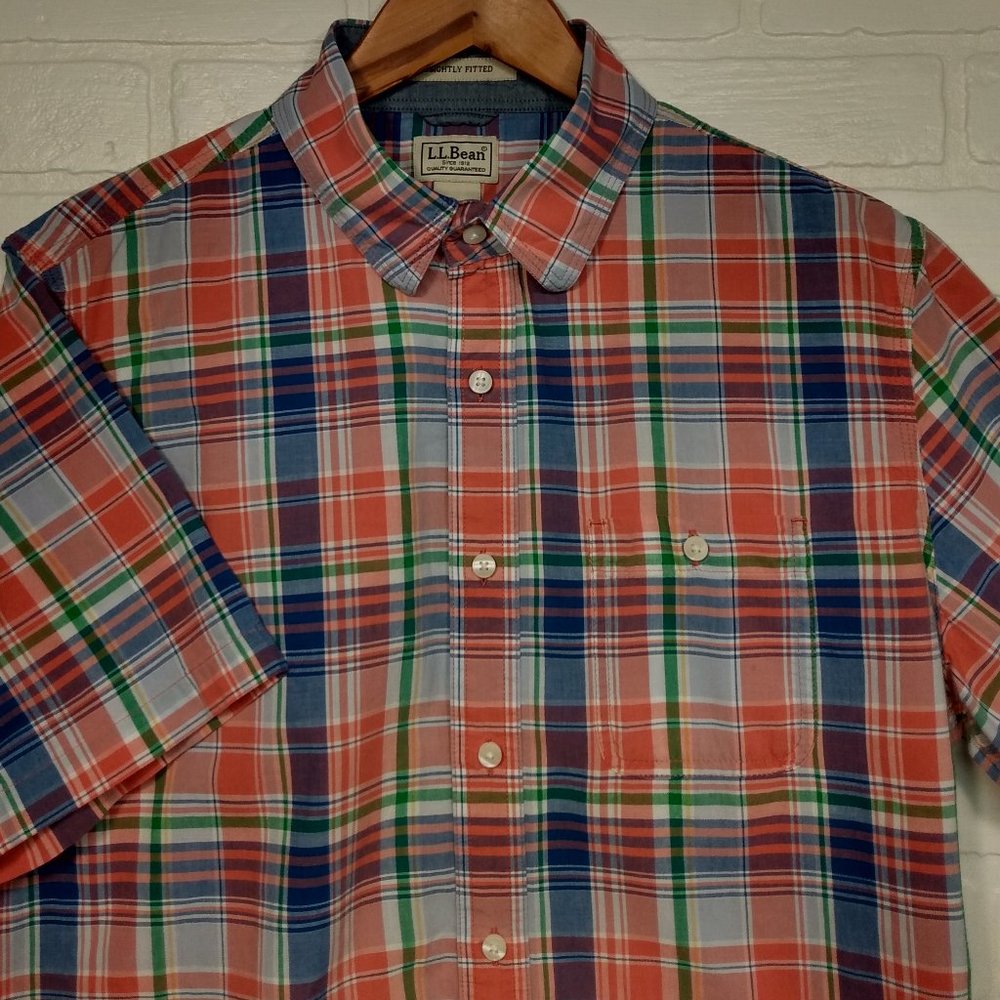 L.L. Bean men's pink and blue plaid comfortable casual summer short sleeve shirt